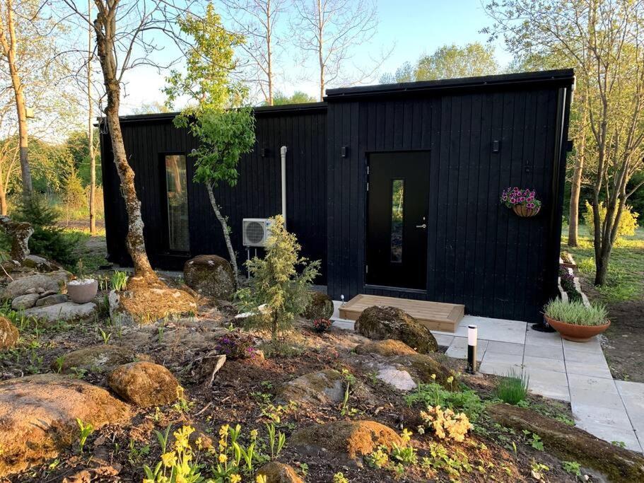 Small Cozy 3-Room House With Terrace & Large Garden Ilmandu Kültér fotó